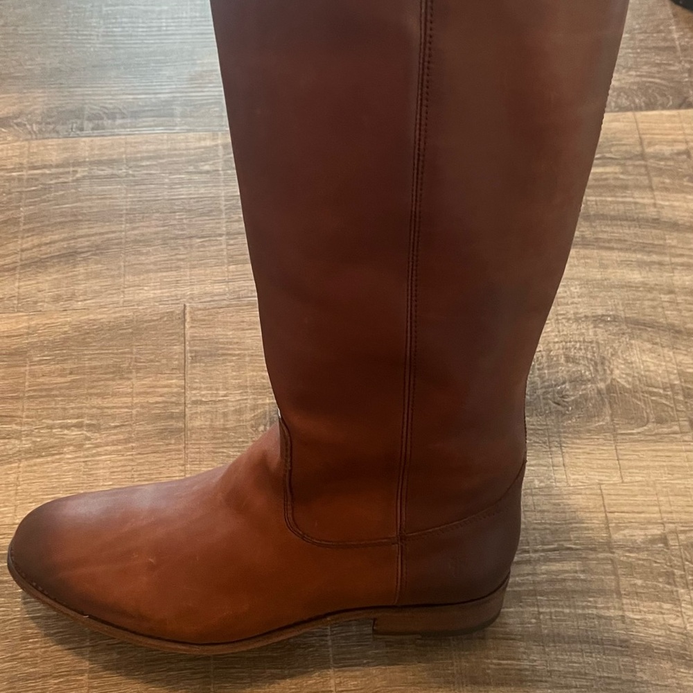 Brand New Women Frye Boots (Melissa Button 2) Cognac. Nice soft leather.